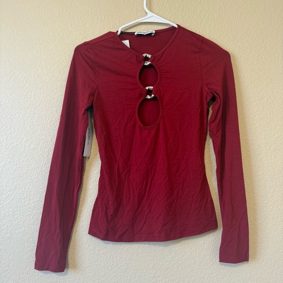 Orlaith Cut Out Long Sleeve Top Burgundy - Picture 6 of 8